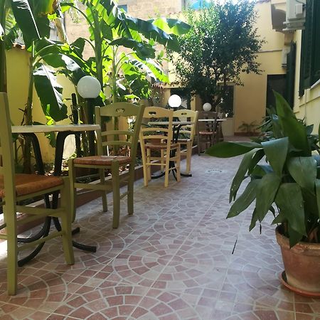 Hotel Le Rose del Viale à Palerme Extérieur photo