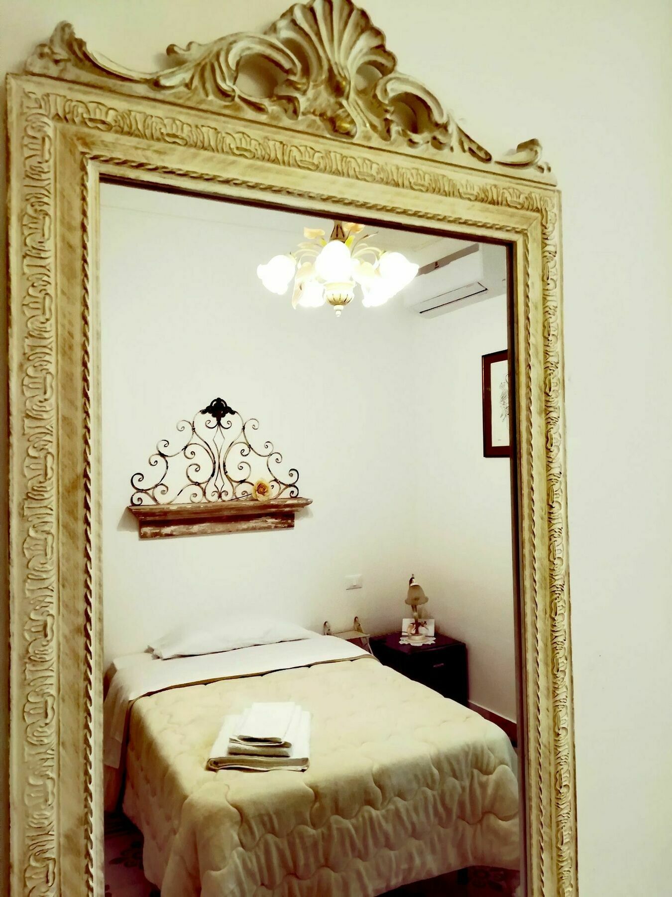 Hotel Le Rose del Viale à Palerme Extérieur photo